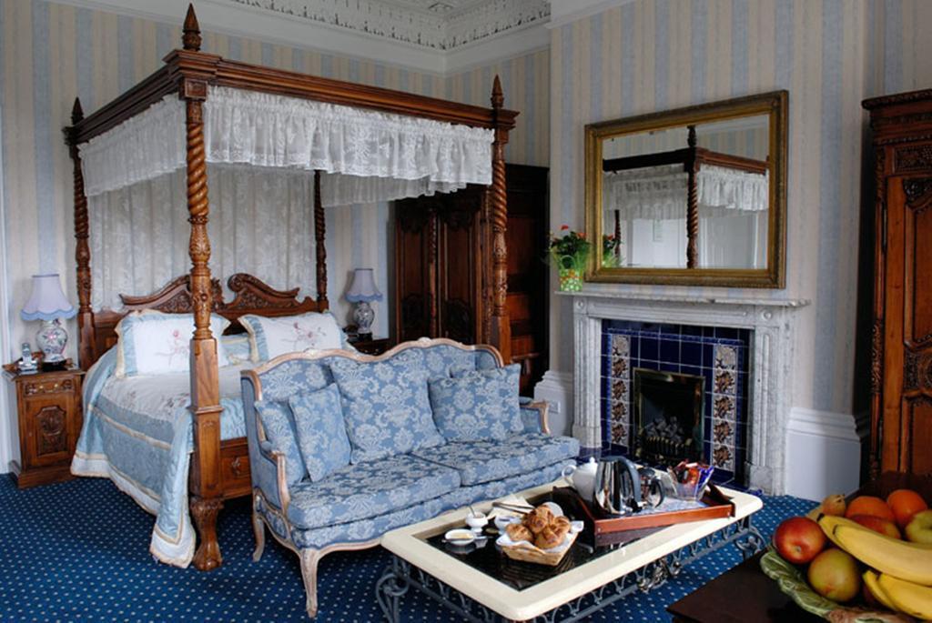 كيلتنهام Willoughby House Hotel & Apartments الغرفة الصورة
